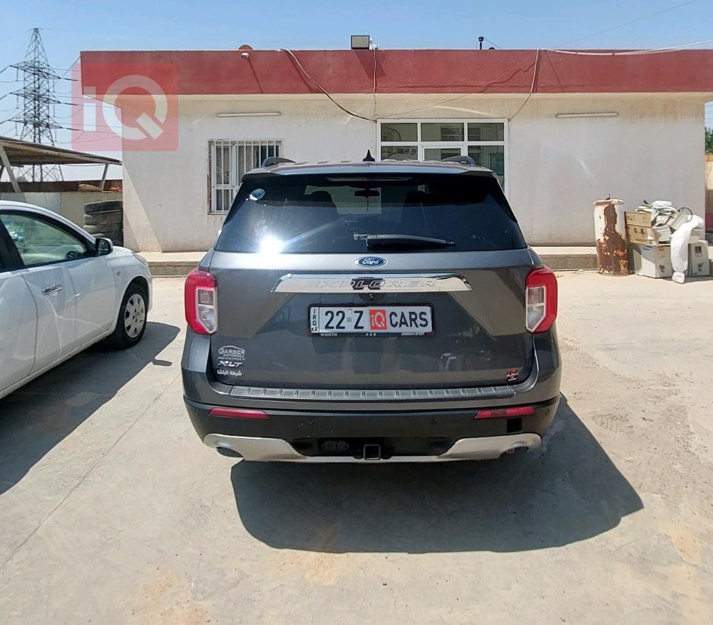 Ford Explorer